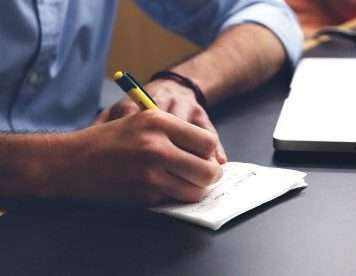 Вклад померлого: як спадкоємцям одержати кошти з депозитного рахунку?