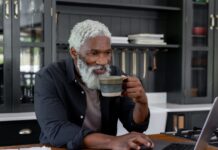 Verdienen Sie mit der Cash Rewards Card der Navy Federal Credit Union 250 US-Dollar zurück bei alltäglichen Ausgaben