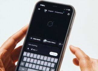 Зростання партійних чат-ботів: як ШІ розпалює культурні війни в США