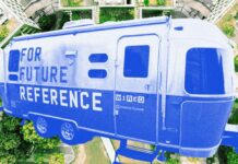 Быстрое Внедрение ИИ: Мнения Лидеров и Студентов о Будущем