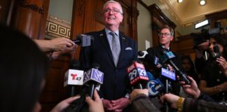 Il New Jersey vieta i telefoni degli studenti nelle scuole, unendosi alla tendenza nazionale