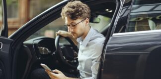 Evitare pagamenti mensili per l’auto di 1.000 dollari: una guida pratica