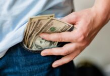 Припиніть Імпульсивні Покупки: 5 Правил від Фінансового Експерта