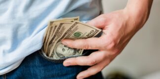 Detener el gasto impulsivo: 5 reglas de un experto financiero