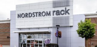 Znaleziska sprężyn do stojaków Nordstrom dla emerytów: 7 przedmiotów, które trzeba mieć