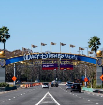 9 Перевірених способів Заощадити в Парках Disney