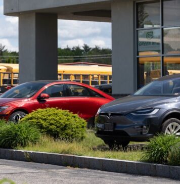 Електромобілі: Зростаюча перевага на тлі зростання цін на бензин