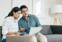 Чотири Податкові Правила IRS, Що Допомагають Працівникам Середнього Класу Зберегти Більше Грошей