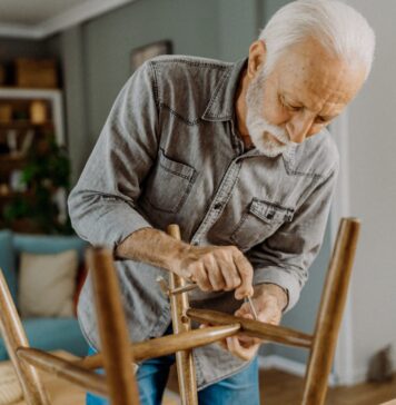 Вигідні Підробітки для Пенсіонерів: Збільшення Доходу на Виході на Пенсію