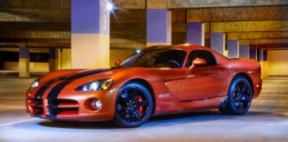 Menemukan Pengemudi Akhir Pekan yang Sempurna: Pilihan Teratas Doug DeMuro untuk Mobil Ketiga