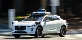 Спасатели предупреждают о деградации работы Waymo и возникающих рисках для безопасности