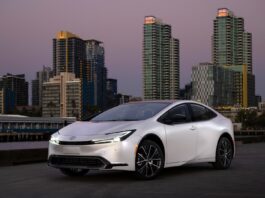La Toyota Prius del 2026: l’auto più conveniente per i pensionati per ridurre le bollette del carburante